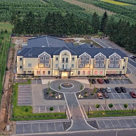 Hotel Sevilla Gold Leczeszyce Kültér fotó