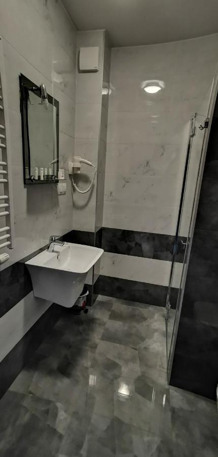 Hotel Sevilla Gold Leczeszyce Kültér fotó